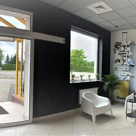 Zolta Walizka Gosciniec