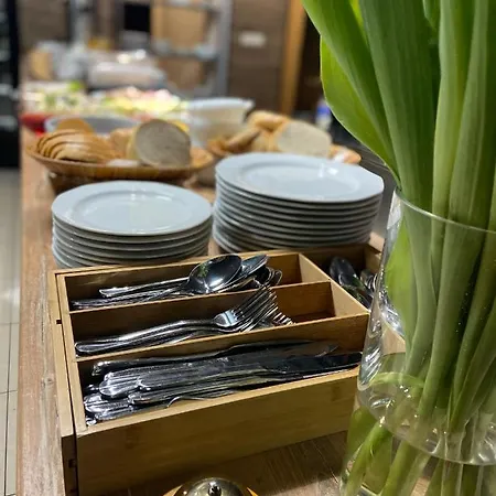 Zolta Walizka Gosciniec Gasthof 3*