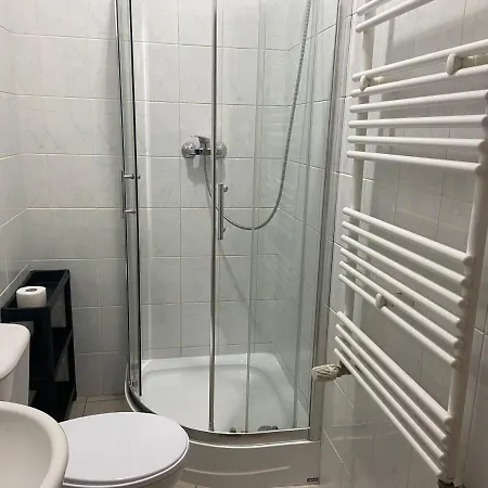 Gasthof Zolta Walizka Gosciniec Podrzewie