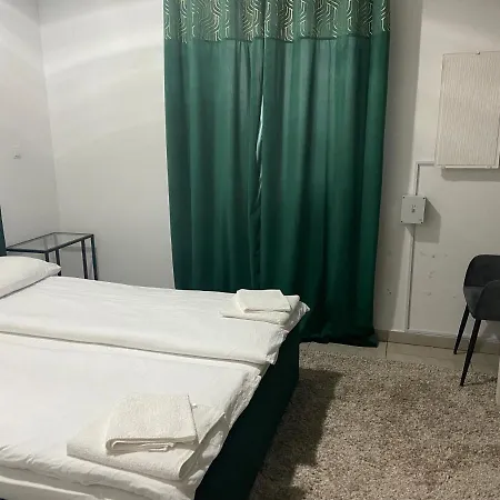 Zolta Walizka Gosciniec Guest house 3*