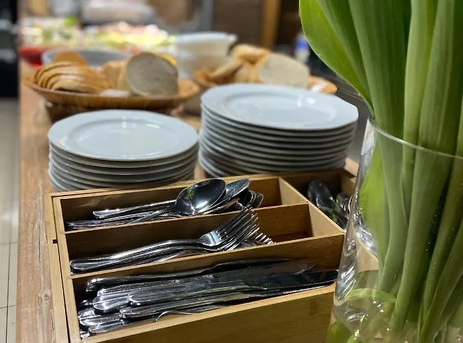 Zolta Walizka Gosciniec Pensjonat 3*