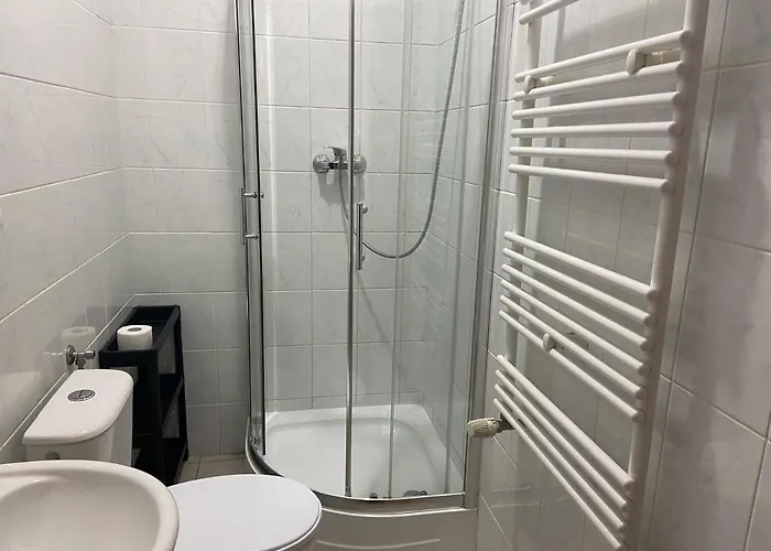 Pensjonat Zolta Walizka Gosciniec Podrzewie